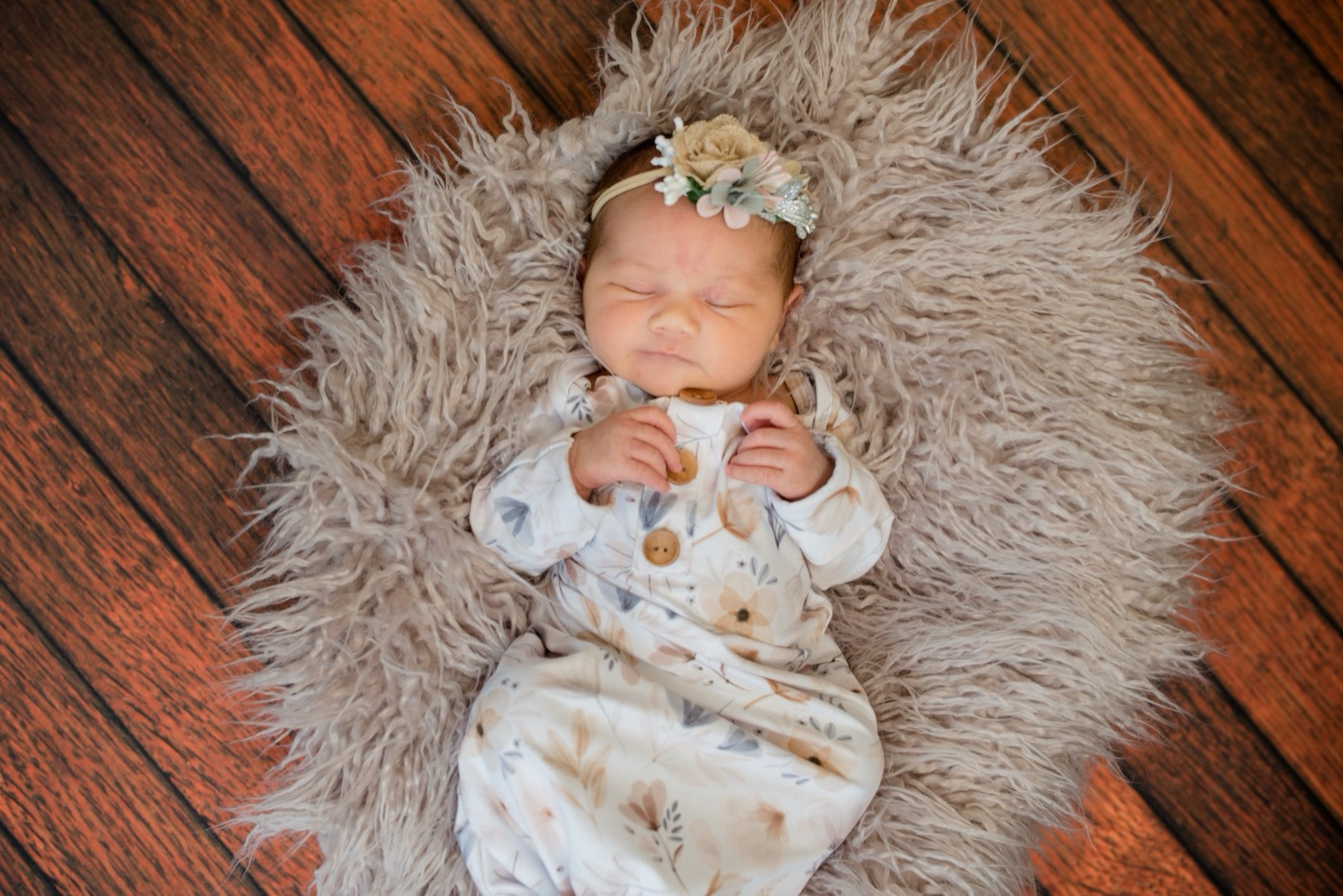 Atlee Claire newborn session